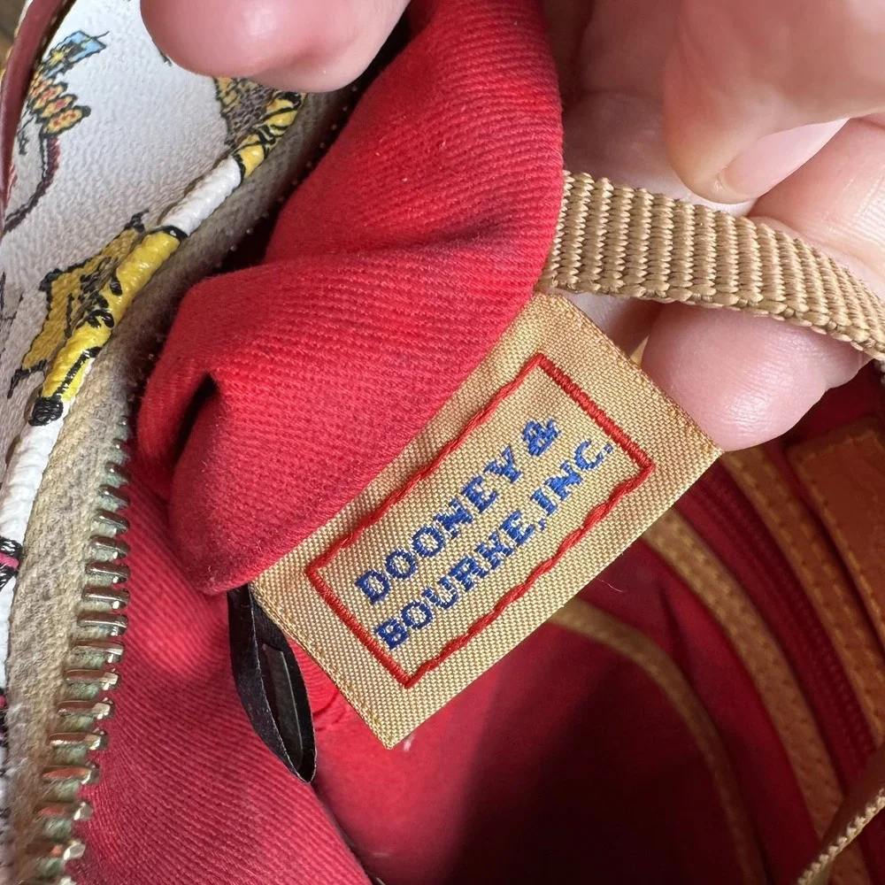 Dooney & Bourke East West Collins Hobo Handbag Americana Hollywood‎ Travel